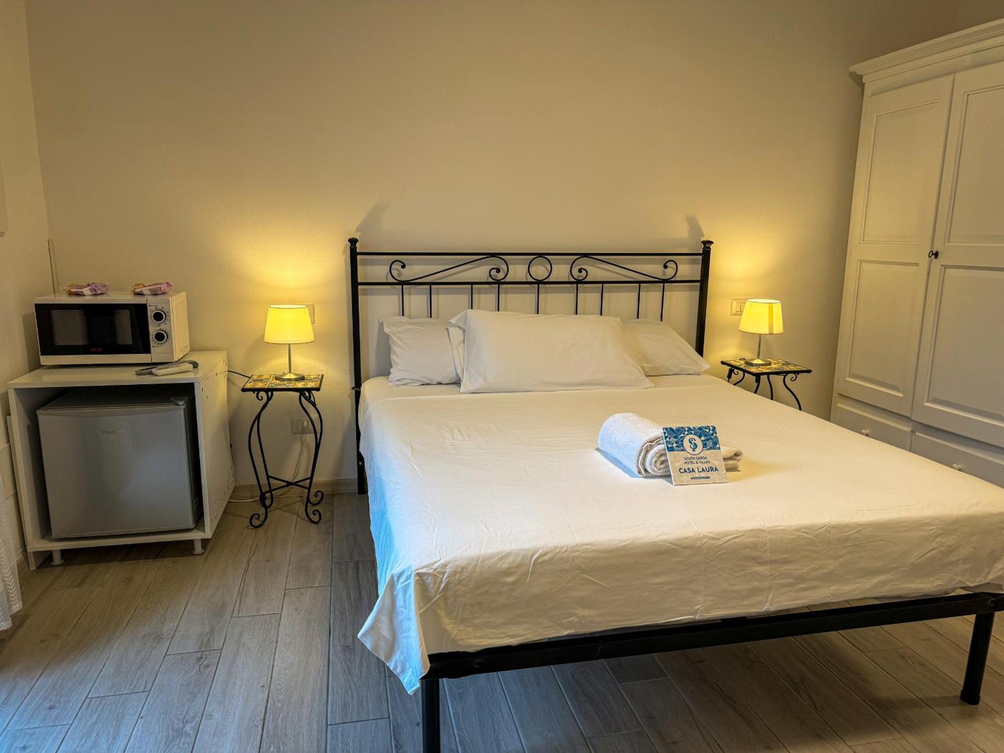 Sg Rooms - Casa Laura Peschiera del Garda Ngoại thất bức ảnh