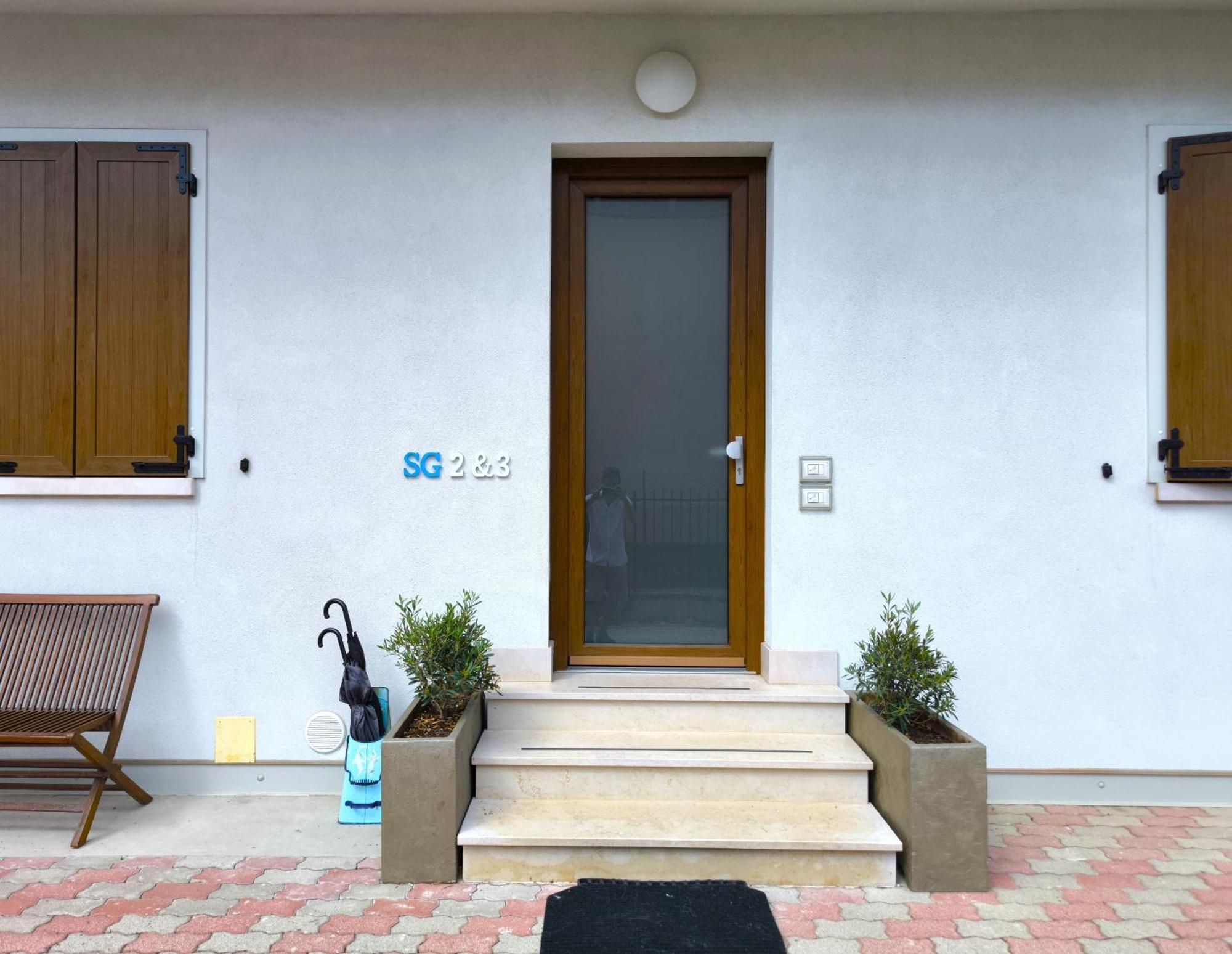 Sg Rooms - Casa Laura Peschiera del Garda Ngoại thất bức ảnh