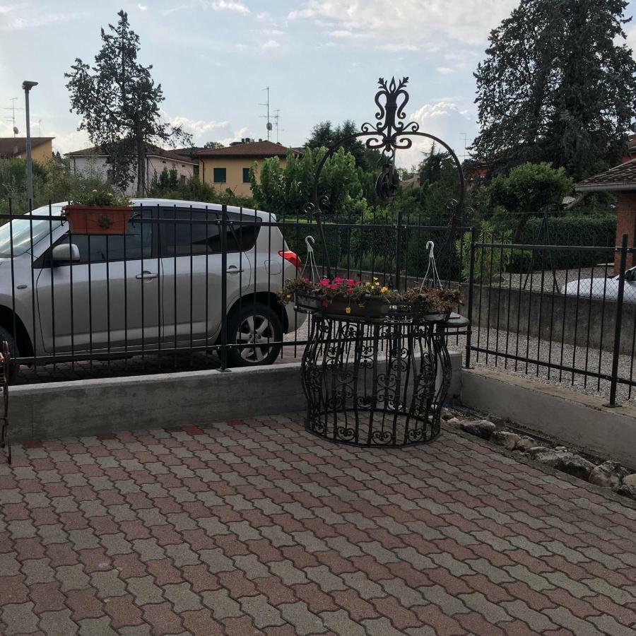 Sg Rooms - Casa Laura Peschiera del Garda Ngoại thất bức ảnh